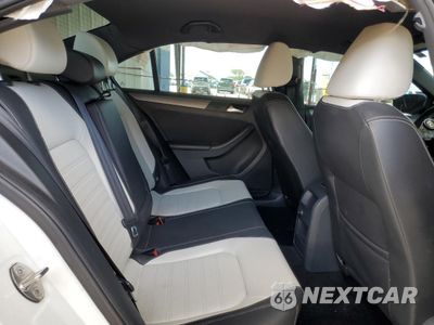 Zdjęcie 10 z 12 samochodu: 2016 VOLKSWAGEN JETTA SPORT VIN:3VWD17AJ0GM391895 - miniatura