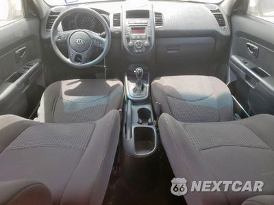 Zdjęcie 8 z 12 samochodu: 2012 KIA SOUL VIN:KNDJT2A51C7462788 - miniatura