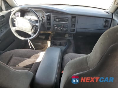Zdjęcie 8 z 13 samochodu: 2001 DODGE DURANGO VIN:1B4HR28N91F620202 - miniatura