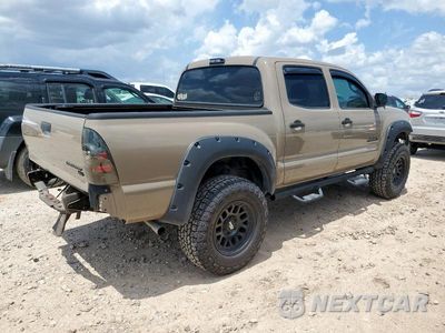 Trzecie zdjęcie samochodu z tyłu: 2011 TOYOTA TACOMA DOUBLE CAB PRERUNNER VIN:5TFJU4GN5BX006999 - miniatura