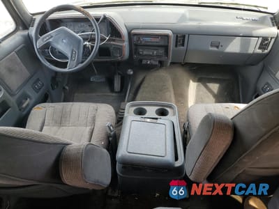 Zdjęcie 8 z 12 samochodu: 1990 FORD BRONCO U100 VIN:1FMEU15N0LLA32174 - miniatura