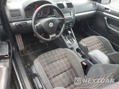 Zdjęcie 8 z 12 samochodu: 2008 VOLKSWAGEN GTI VIN:WVWFV71KX8W333299 - miniatura