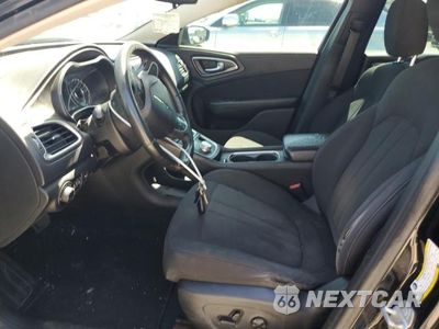 Zdjęcie 13 z 24 samochodu: 2015 CHRYSLER 200 VIN:1C3CCCAB6FN665409 - miniatura