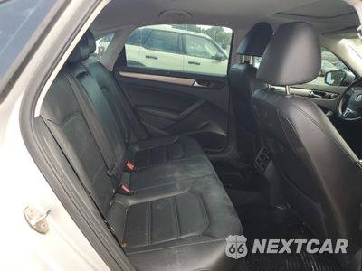 Zdjęcie 10 z 14 samochodu: 2015 VOLKSWAGEN PASSAT SE VIN:1VWBV7A36FC029924 - miniatura