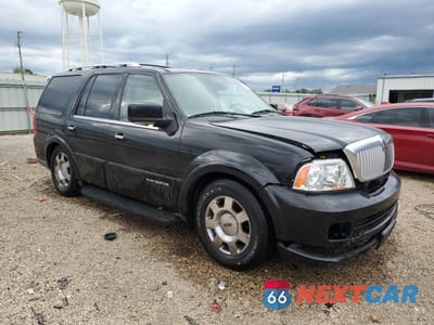 Czwarte zdjęcie samochodu z boku: 2006 LINCOLN NAVIGATOR VIN:5LMFU28526LJ15113 - miniatura