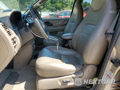 Zdjęcie 7 z 14 samochodu: 2001 FORD ESCAPE XLT VIN:1FMCU03111KC18326 - miniatura