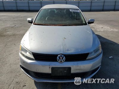 Piąte zdjęcie samochodu w środku: 2014 VOLKSWAGEN JETTA SE VIN:3VWD17AJ1EM362788 - miniatura
