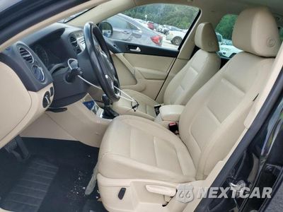 Zdjęcie 7 z 12 samochodu: 2013 VOLKSWAGEN TIGUAN S VIN:WVGAV3AX1DW611818 - miniatura