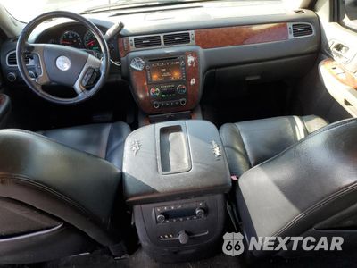 Zdjęcie 8 z 14 samochodu: 2009 CHEVROLET TAHOE K1500 LTZ VIN:1GNFK330X9R159075 - miniatura