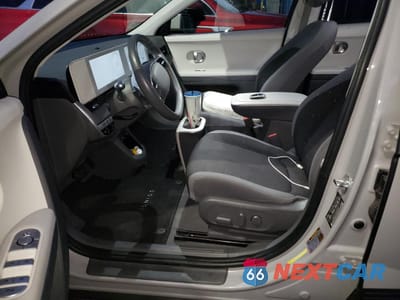 Zdjęcie 7 z 12 samochodu: 2022 HYUNDAI IONIQ 5 SE VIN:KM8KMDAF5NU054445 - miniatura