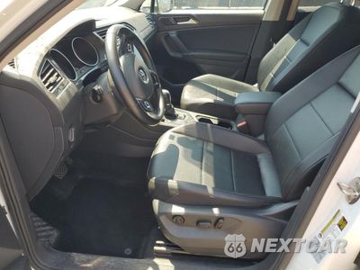 Zdjęcie 7 z 13 samochodu: 2018 VOLKSWAGEN TIGUAN SE VIN:3VV2B7AX4JM199917 - miniatura