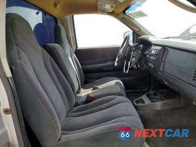 Zdjęcie 10 z 12 samochodu: 2001 DODGE DAKOTA VIN:1B7FL26X71S345839 - miniatura