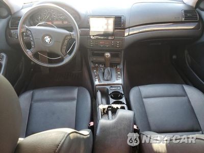 Zdjęcie 8 z 12 samochodu: 2004 BMW 325 I VIN:WBAEV334X4KR32754 - miniatura