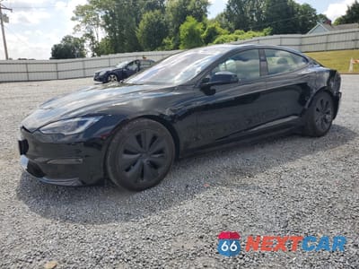 2023 TESLA MODEL S 5YJSA1E53PF522648 - główne zdjęcie licytacji z USA - miniatura