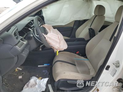 Zdjęcie 7 z 13 samochodu: 2018 HONDA CIVIC EX VIN:19XFC2F74JE005485 - miniatura