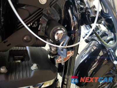 Zdjęcie 8 z 10 samochodu: 2018 HARLEY-DAVIDSON XL1200 XS VIN:1HD1LR321JC424489 - miniatura
