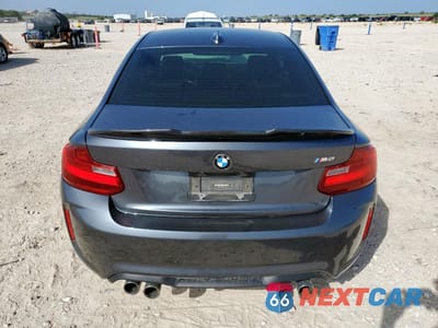 Zdjęcie 6 z 14 samochodu: 2017 BMW M2 VIN:WBS1H9C39HV888374 - miniatura