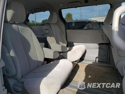 Zdjęcie 11 z 14 samochodu: 2013 TOYT SIENNA LE VIN:5TDKK3DC3DS312597 - miniatura