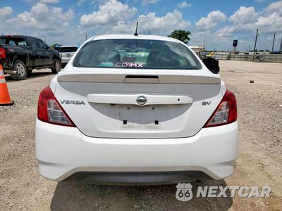 Zdjęcie 6 z 12 samochodu: 2019 NISSAN VERSA S VIN:3N1CN7AP4KL851519 - miniatura