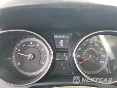 Zdjęcie 9 z 14 samochodu: 2016 HYUNDAI ELANTRA GT VIN:KMHD35LH3GU257174 - miniatura