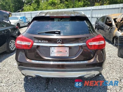 Zdjęcie 6 z 13 samochodu: 2015 MERCEDES-BENZ GLA 250 VIN:WDCTG4EB6FJ148256 - miniatura