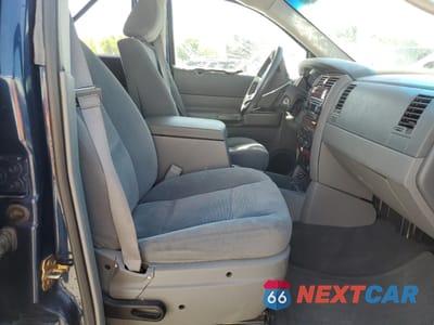 Zdjęcie 7 z 13 samochodu: 2004 DODGE DURANGO SLT VIN:1D4HB48D54F119003 - miniatura