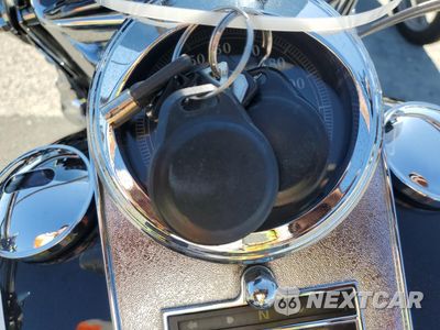 Zdjęcie 8 z 9 samochodu: 2002 HARLEY-DAVIDSON FLSTCI VIN:1HD1BWB382Y054884 - miniatura