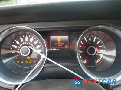 Zdjęcie 9 z 12 samochodu: 2014 FORD MUSTANG GT VIN:1ZVBP8CF8E5206113 - miniatura