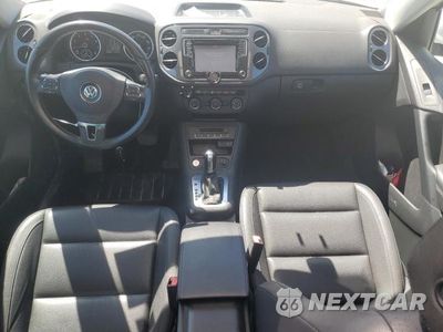 Zdjęcie 8 z 13 samochodu: 2016 VOLKSWAGEN TIGUAN S VIN:WVGBV7AX2GW520573 - miniatura
