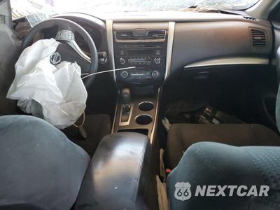 Zdjęcie 8 z 12 samochodu: 2015 NISSAN ALTIMA 2.5 VIN:1N4AL3AP4FC267146 - miniatura