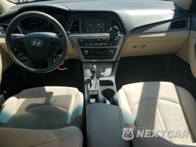 Zdjęcie 8 z 14 samochodu: 2016 HYUNDAI SONATA SE VIN:5NPE24AF7GH269300 - miniatura