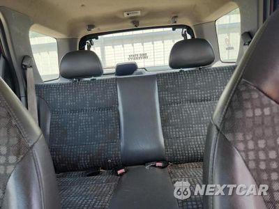 Zdjęcie 10 z 13 samochodu: 2001 FORD ESCAPE XLS VIN:1FMYU01101KB29324 - miniatura