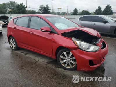Czwarte zdjęcie samochodu z boku: 2013 HYUNDAI ACCENT SE VIN:KMHCU5AE1DU060467 - miniatura