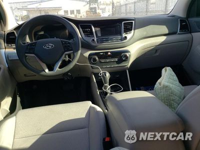 Zdjęcie 8 z 13 samochodu: 2017 HYUNDAI TUCSON LIMITED VIN:KM8J33A43HU587261 - miniatura