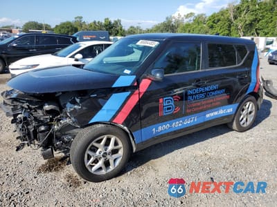 2023 KIA SOUL LX KNDJ23AU0P7896514 - główne zdjęcie licytacji z USA - miniatura