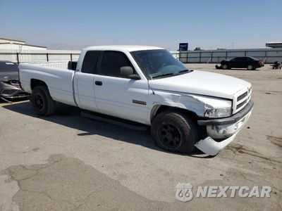 Czwarte zdjęcie samochodu z boku: 2001 DODGE RAM 2500 VIN:3B7KC236X1G817968 - miniatura