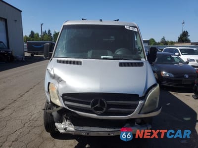 Piąte zdjęcie samochodu w środku: 2008 DODGE SPRINTER 2500 VIN:WDWPE745085244404 - miniatura