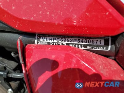Zdjęcie 9 z 10 samochodu: 2023 HONDA CBR500 RA VIN:MLHPC6252P5400671 - miniatura