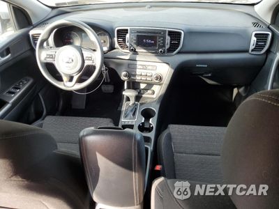 Zdjęcie 8 z 14 samochodu: 2018 KIA SPORTAGE LX VIN:KNDPMCAC5J7484267 - miniatura
