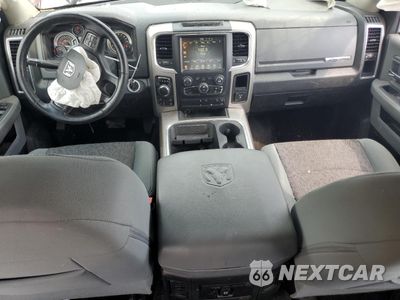Zdjęcie 8 z 16 samochodu: 2017 RAM 1500 SLT VIN:3C6RR7LT5HG613676 - miniatura