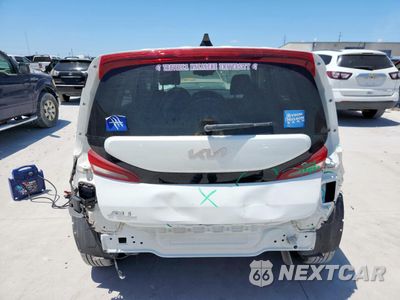 Zdjęcie 6 z 13 samochodu: 2022 KIA SOUL LX VIN:KNDJ23AU2N7164575 - miniatura