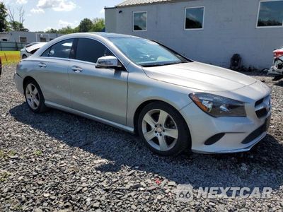 Czwarte zdjęcie samochodu z boku: 2017 MERCEDES-BENZ CLA 250 4MATIC VIN:WDDSJ4GB2HN399471 - miniatura