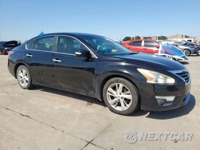 Czwarte zdjęcie samochodu z boku: 2014 NISSAN ALTIMA 2.5 VIN:1N4AL3AP2EC186399 - miniatura