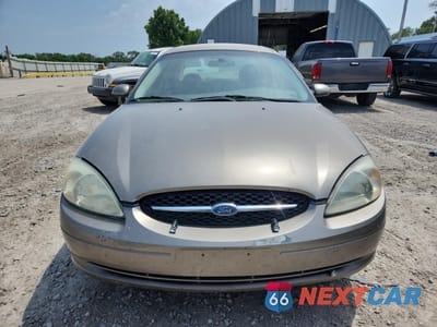 Piąte zdjęcie samochodu w środku: 2003 FORD TAURUS SE VIN:1FAFP53U73A102935 - miniatura