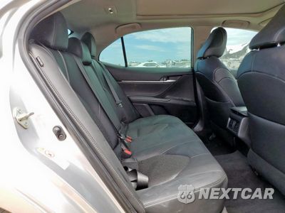 Zdjęcie 10 z 15 samochodu: 2018 TOYOTA CAMRY XSE VIN:4T1B61HK8JU130519 - miniatura