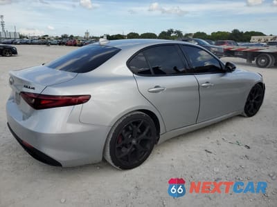 Trzecie zdjęcie samochodu z tyłu: 2020 ALFA ROMEO GIULIA VIN:ZARFAMAN6L7635542 - miniatura