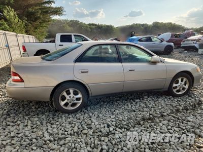 Trzecie zdjęcie samochodu z tyłu: 2001 LEXUS ES 300 VIN:JT8BF28G410335752 - miniatura