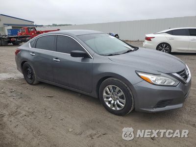 Czwarte zdjęcie samochodu z boku: 2018 NISSAN ALTIMA 2.5 VIN:1N4AL3APXJC163981 - miniatura