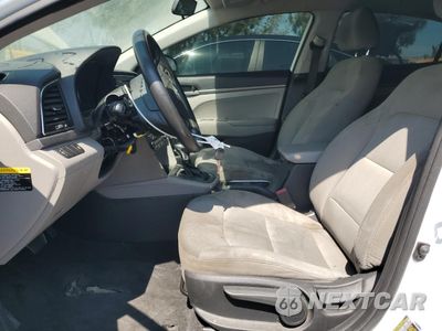 Zdjęcie 7 z 13 samochodu: 2017 HYUNDAI ELANTRA SE VIN:5NPD74LF7HH139223 - miniatura