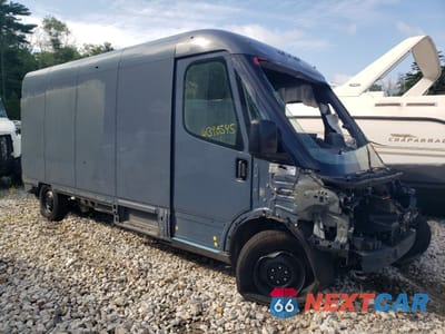 Czwarte zdjęcie samochodu z boku: 2022 RIVIAN EDV 700 VIN:7FCEHDB76NN003537 - miniatura